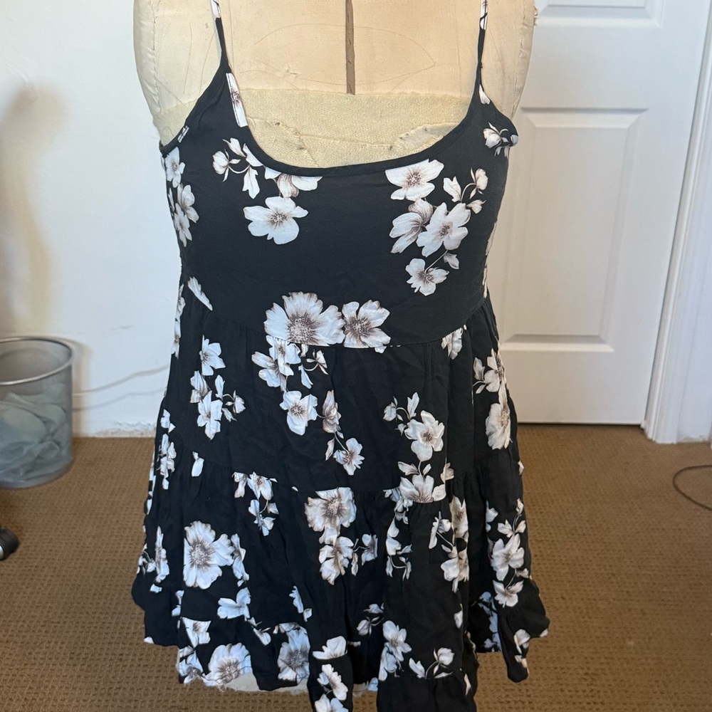 Brandy Melville Black and White Tiered Camisole